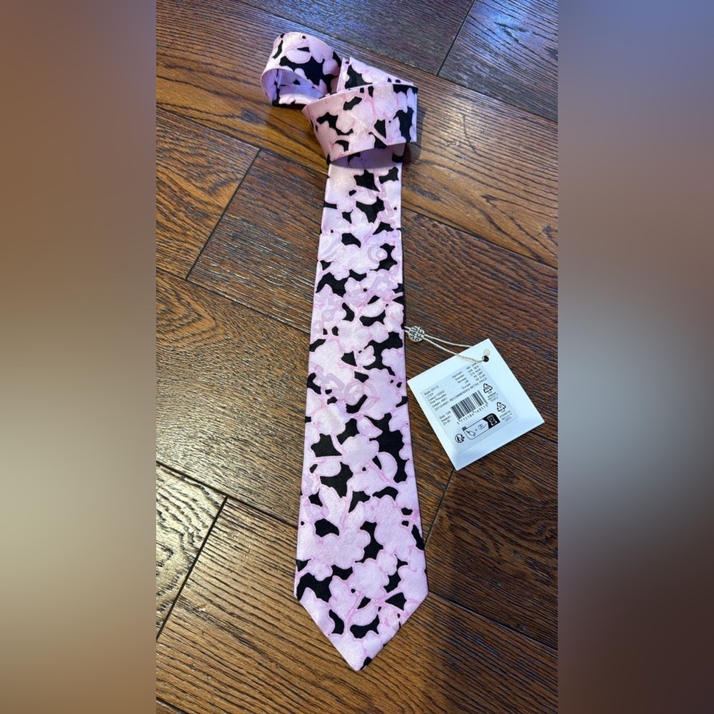 Baum und Pferdgarten Pink floral Patterned Women's Tie - Picture 2 of 3